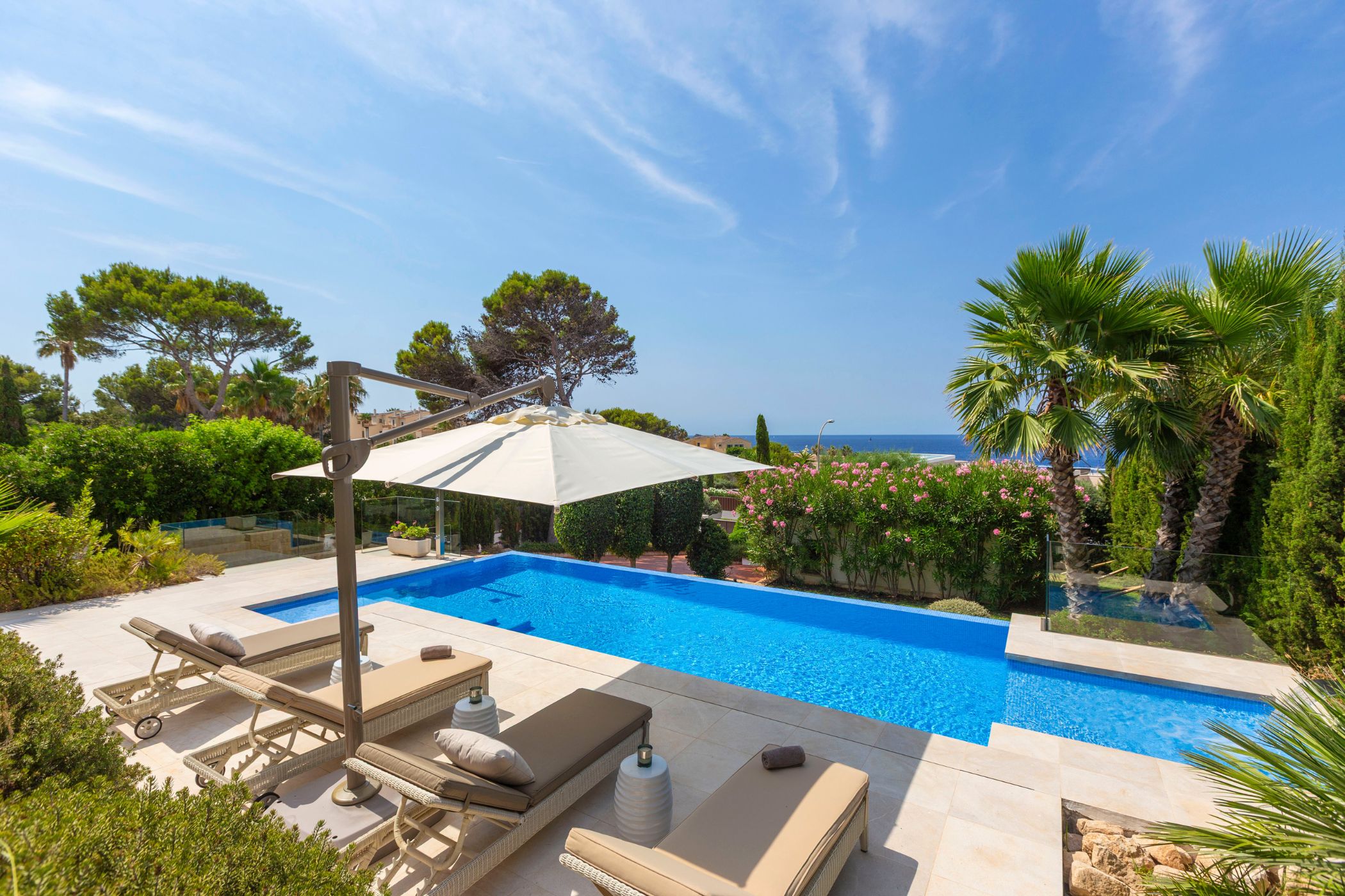 Nova — Nova Santa Ponsa, Majorka
