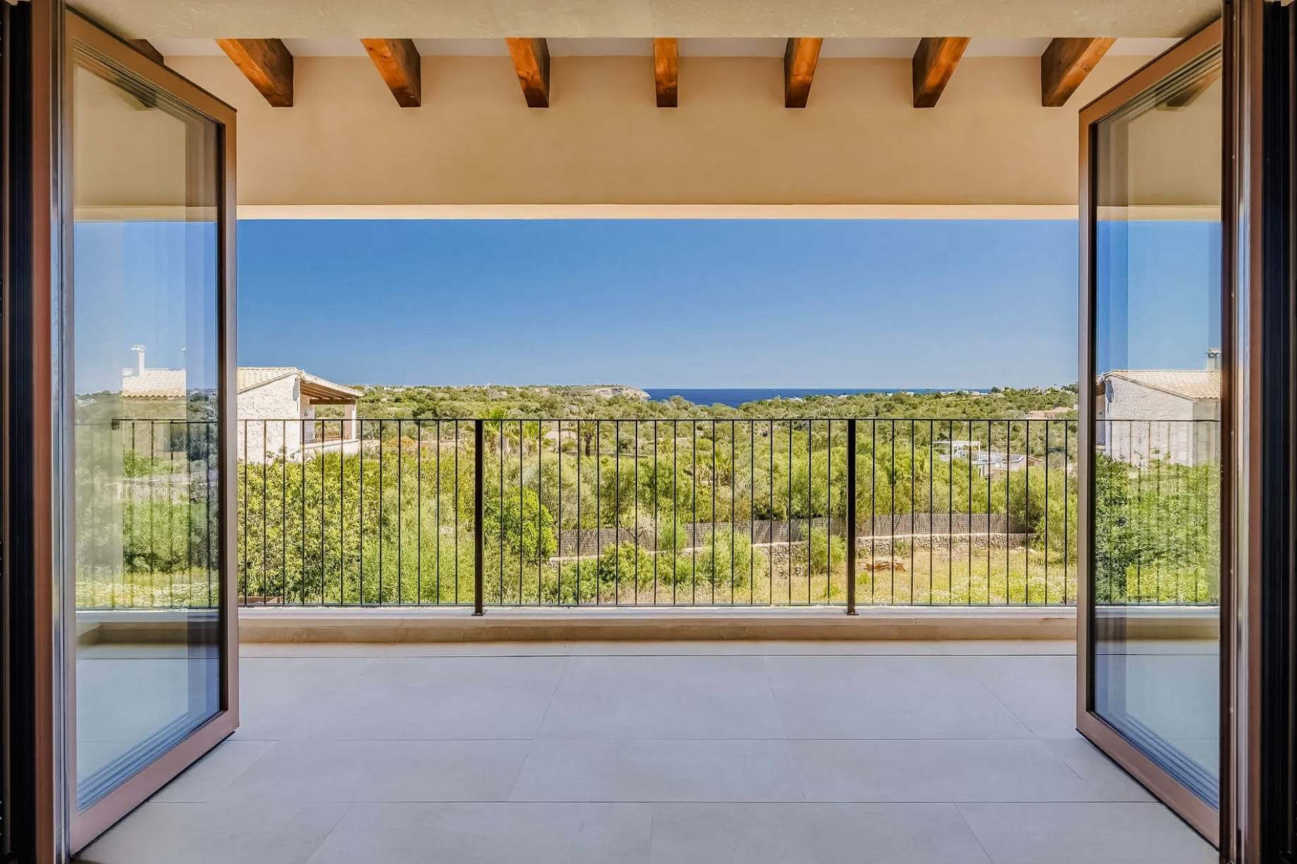 Lucera — Cala Llombards, Majorka