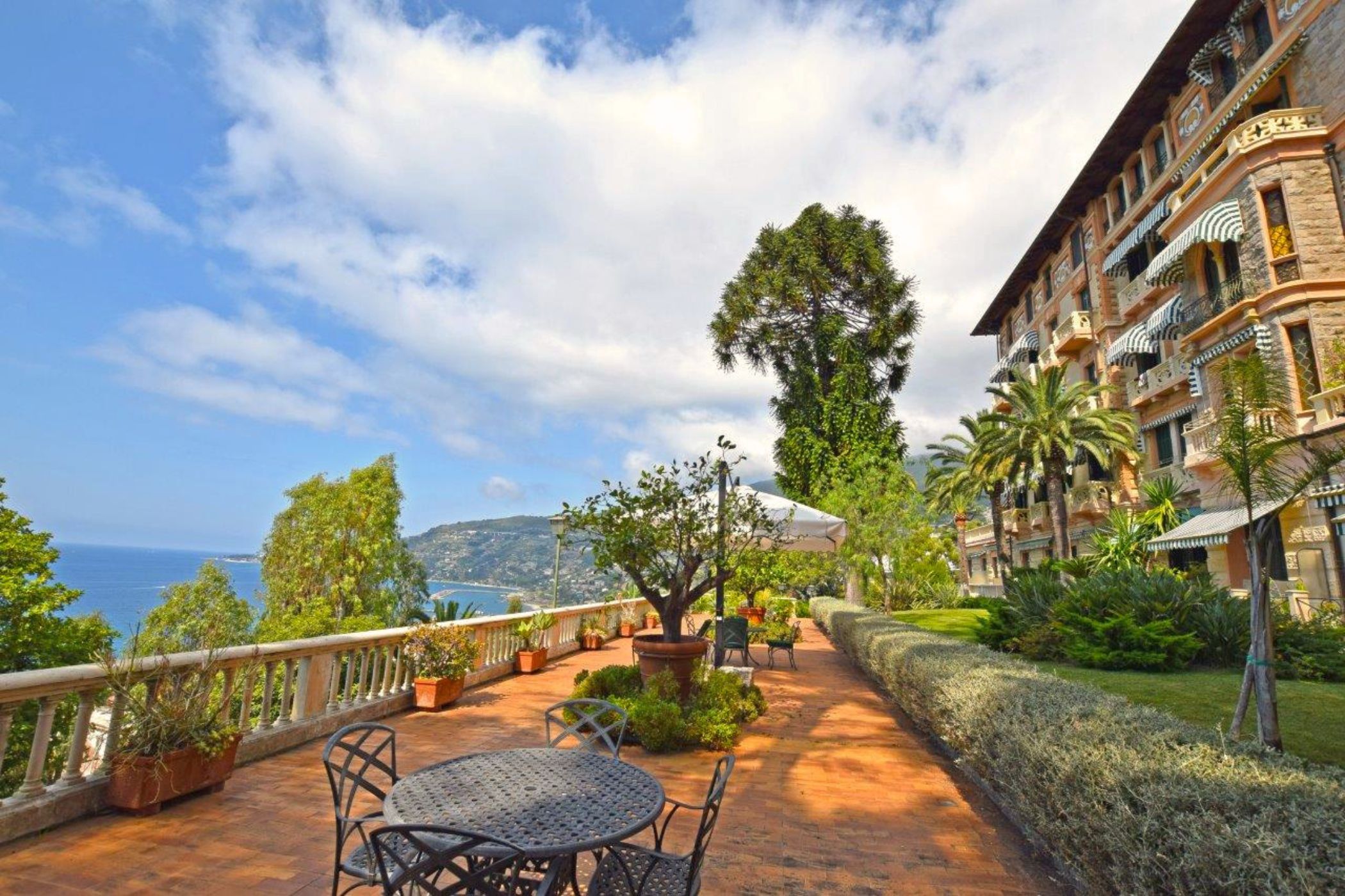 Terrazza Sanremo — Ospedaletti, Włochy