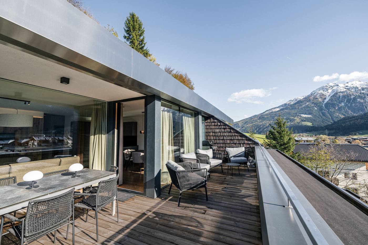 Modern Summit — Neukirchen am Großvenediger, Austria
