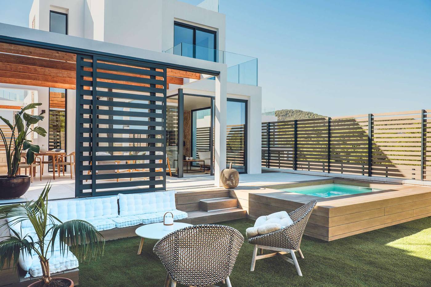 Villa Tarida — Cala Tarida, Ibiza
