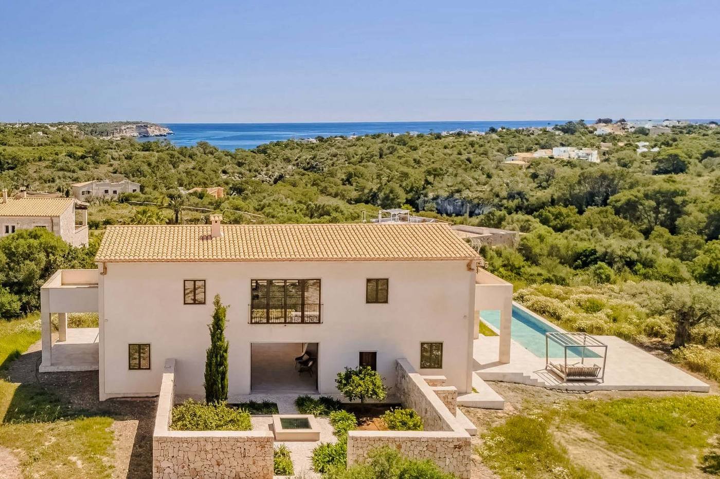 Lucera — Cala Llombards, Majorka