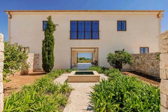 Lucera — Cala Llombards, Majorka